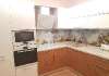Продам 3-комнатную квартиру в Екатеринбурге, Эльмаш, Орджоникидзевский район микрорайон  Парниковая ул. 12, 80 м²