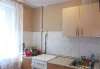 Продам 2-комнатную квартиру в Екатеринбурге, Пионерский, Уральская ул. 64, 45.3 м²