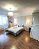 Продам 4-комнатную квартиру в Екатеринбурге, Автовокзал, Московская ул. 225к4, 156.9 м²