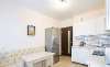 Продам 2-комнатную квартиру в Екатеринбурге, УНЦ, ул. Чкалова 242, 63.9 м²