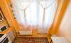 Продам 2-комнатную квартиру в Екатеринбурге, Уктус, Рощинская ул. 31, 56.2 м²