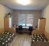 Продам 3-комнатную квартиру в Екатеринбурге, Академический, ул. Вильгельма де Геннина 42, 81 м²