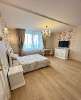 Продам 4-комнатную квартиру в Екатеринбурге, Центр, ул. Маршала Жукова 13, 157.2 м²