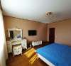 Продам 4-комнатную квартиру в Екатеринбурге, Эльмаш, Парниковая ул. 3А, 225 м²