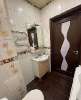 Продам 2-комнатную квартиру в Екатеринбурге, ВИЗ, ул. Фролова 31, 72 м²