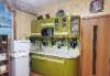 Продам 2-комнатную квартиру в Екатеринбурге, Уктус, ул. Гастелло 32, 69.8 м²
