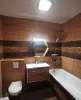 Продам 2-комнатную квартиру в Екатеринбурге, УНЦ, муниципальное образование пос. Совхозный Разливная ул. 50, 69 м²
