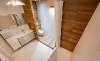 Продам 3-комнатную квартиру в Екатеринбурге, Автовокзал, Авиационная ул. 59, 122.5 м²
