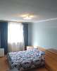Продам 3-комнатную квартиру в Екатеринбурге, УНЦ, ул. Чкалова 252, 81.9 м²